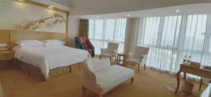 Дунгуань: Vienna Hotel Dongguan Shatian Humen Port