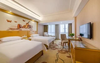 Дунгуань: Vienna Hotel Dongguan Shatian Humen Port
