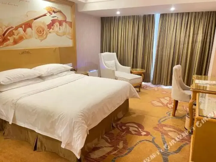 Дунгуань: Vienna Hotel Dongguan Shatian Humen Port