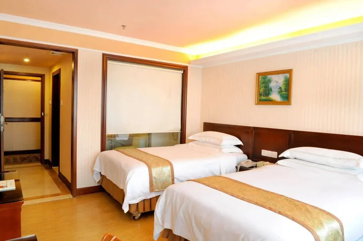 Шэньчжэнь: Vienna Hotel Shenzhen Haiwan