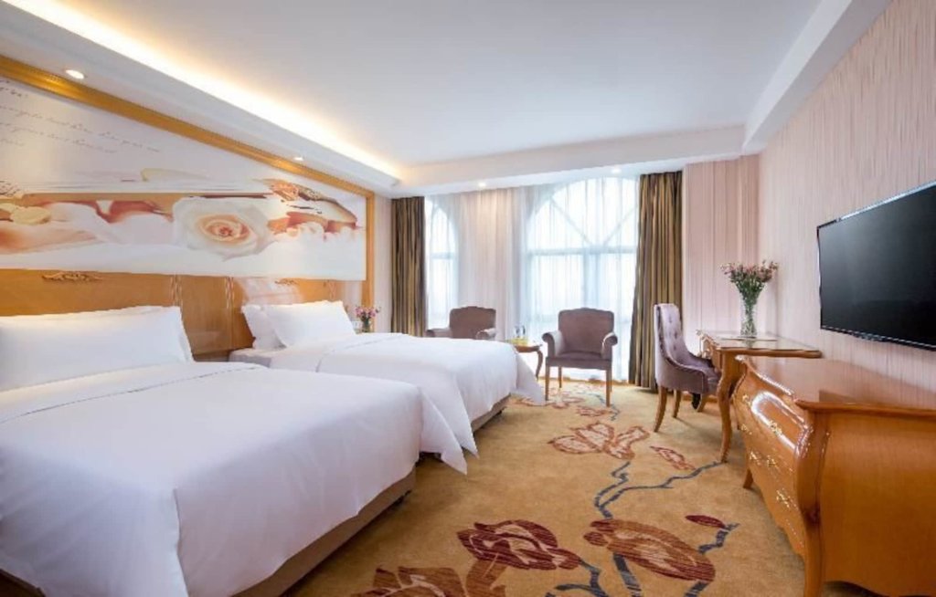 Гуанчжоу: Viennainternational Hotel Luogang Wanda Plaza