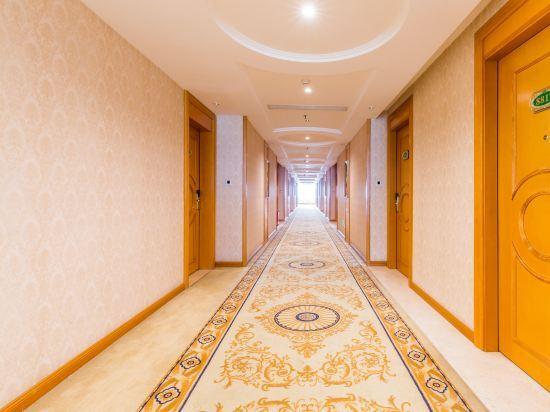 Фошань: Vienna Hotel Foshan Goaxin District