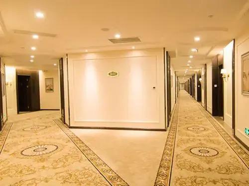 Джиангме: Vienna Hotel Jiangmen Heshan Huamao