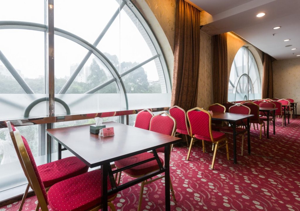 Гуанчжоу: Vienna Hotel Guangzhou Shaheding Metro Station