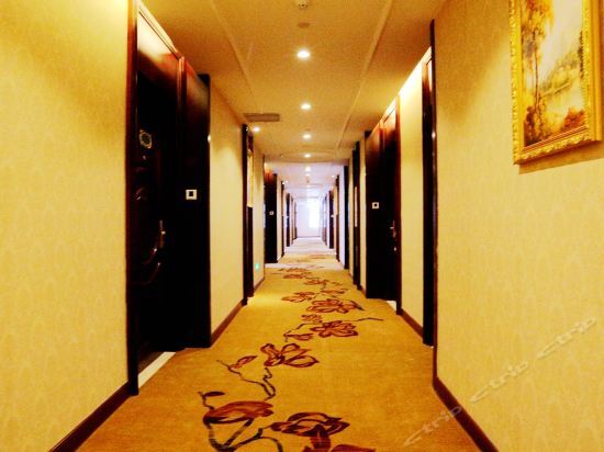 Нанкин: Vienna Hotel Jiangsu Nanjing Baijiahu Ximenzi Branch