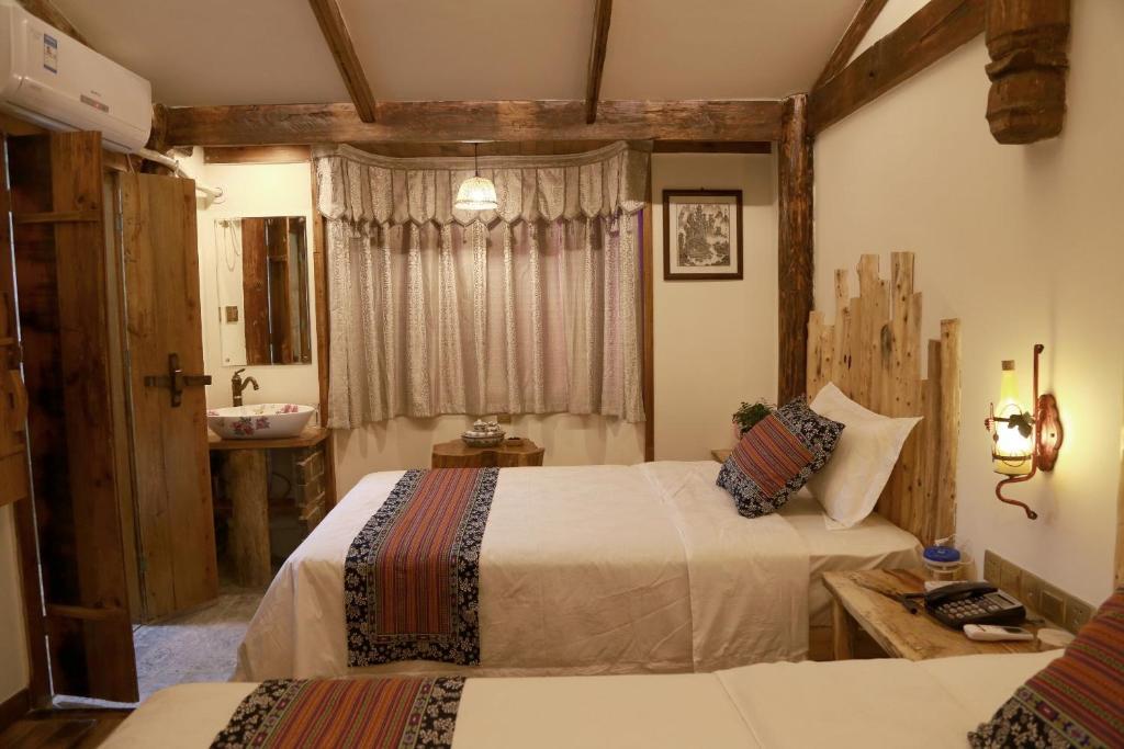Чжанцзяцзе: Maizi Inn