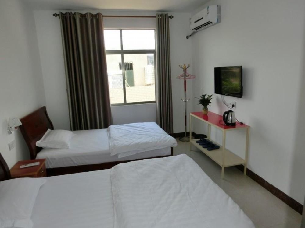 Бэйхай: Memory in the Bottle Inn (Weizhou Island Dishui Danping)