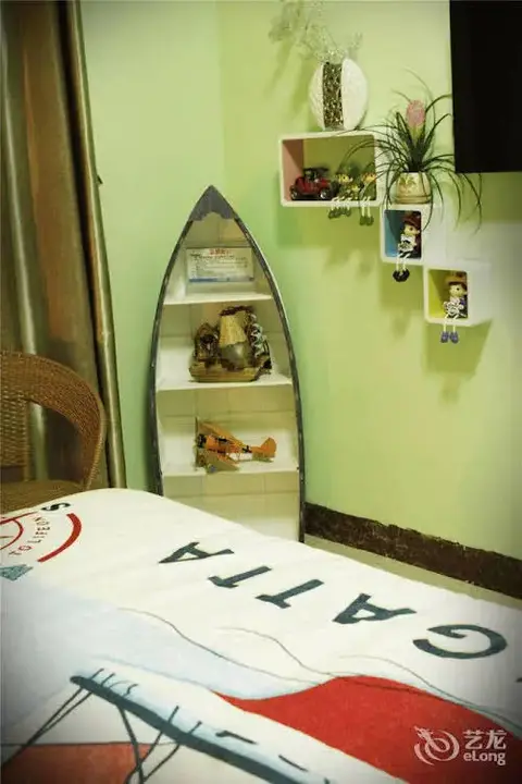 Бэйхай: Memory in the Bottle Inn (Weizhou Island Dishui Danping)