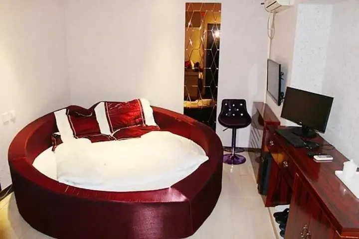 Шэньян: Yijia Express Hotel