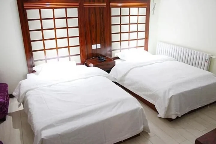 Шэньян: Yijia Express Hotel