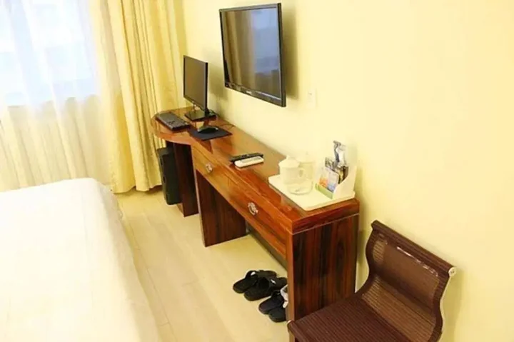 Шэньян: Yijia Express Hotel