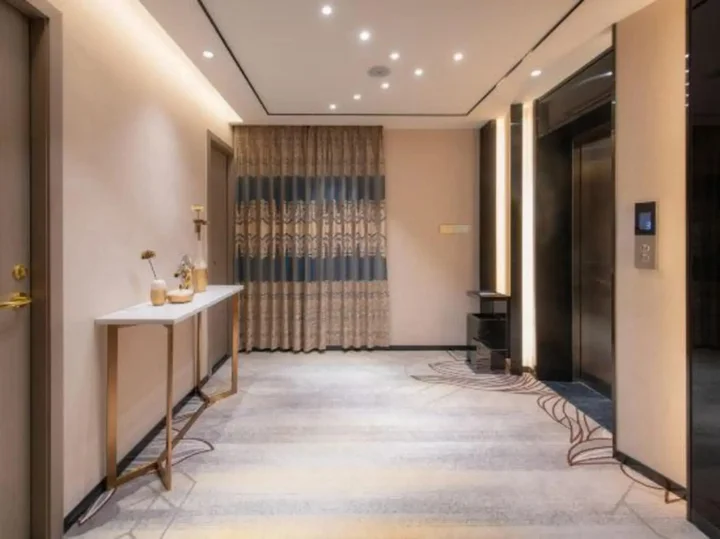 Джиангме: Enping Longfeng Hotel