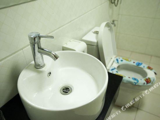 Джин-Чжоу: Qingquan Hotel