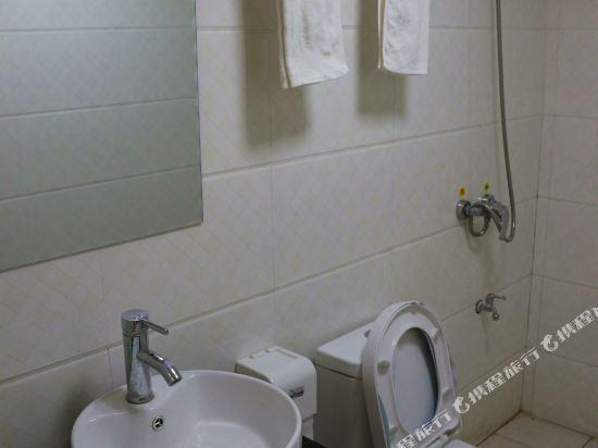 Джин-Чжоу: Qingquan Hotel