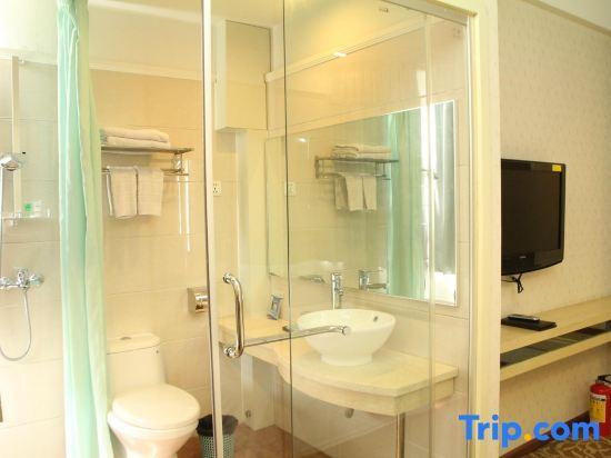 Чжуншань: Xiaolan Yinhe Business Hotel