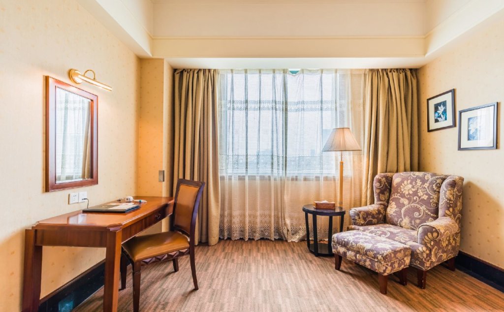 Чжуншань: Zhongshan Sunshine Business Hotel