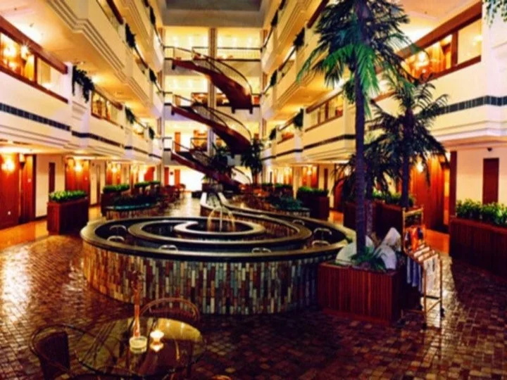 Чжуншань: Zhongshan Sunshine Business Hotel