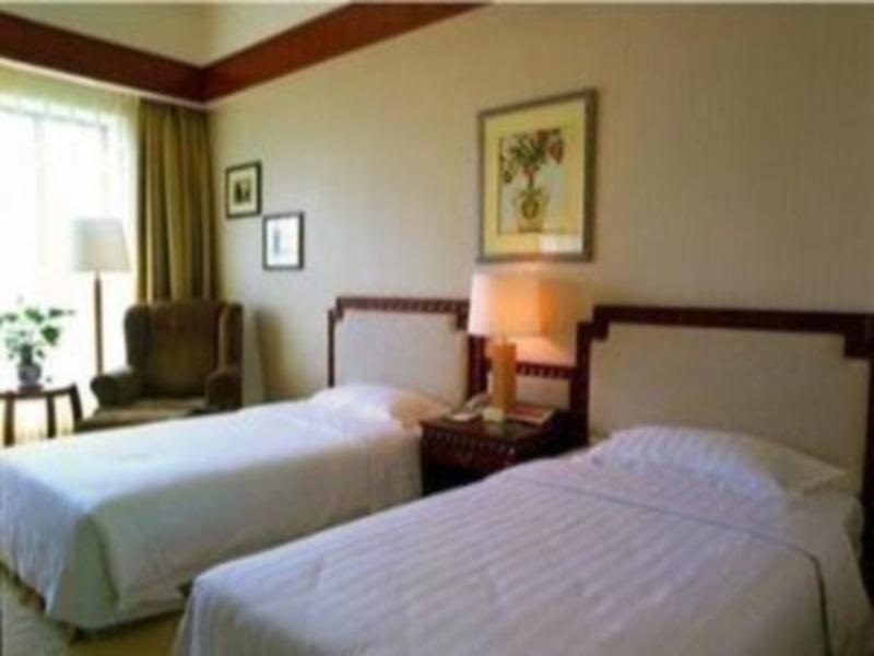 Чжуншань: Zhongshan Sunshine Business Hotel