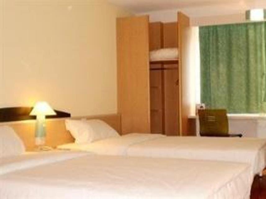 Чжуншань: Ibis Hotel Zhongshan Huangpu