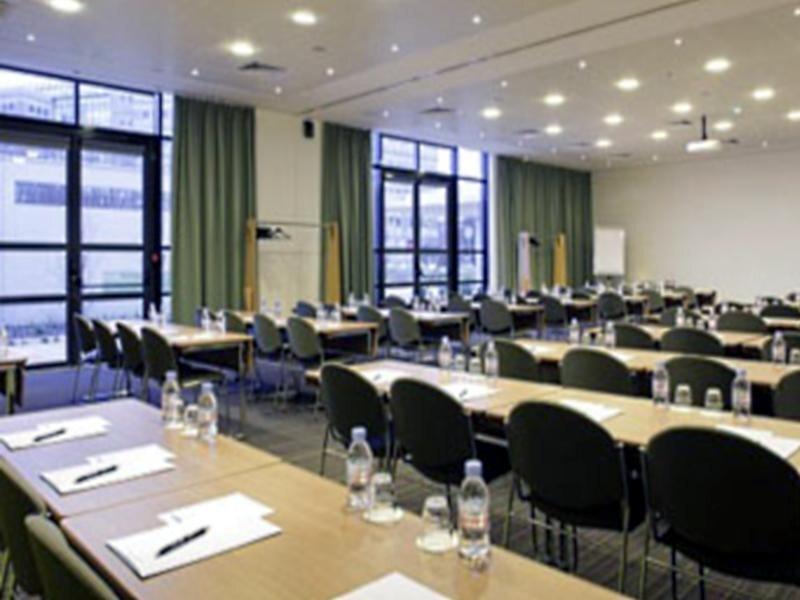 Чжуншань: Ibis Hotel Zhongshan Huangpu