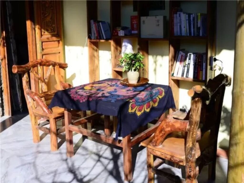 Лицзян: Lijiang Qingjing Inn