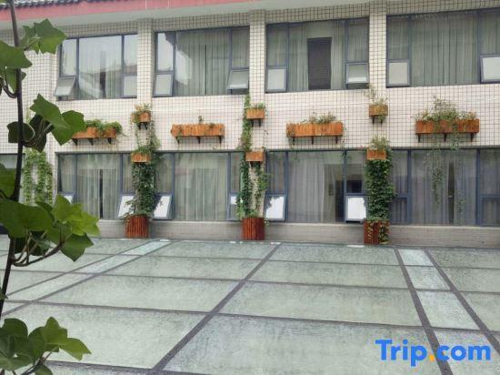 Шиянь: Xiandu Hotel