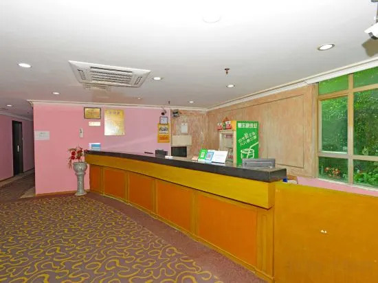Чжуншань: Junjue Hotel