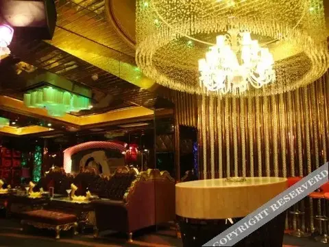 Чжуншань: Zhongshan Haolong Business Hotel