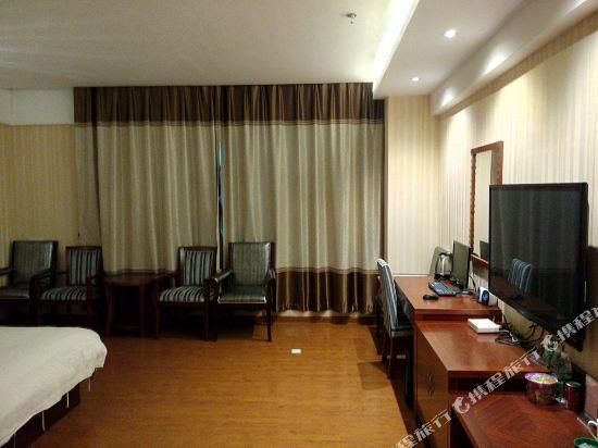 Чжуншань: Huixing Business Hotel