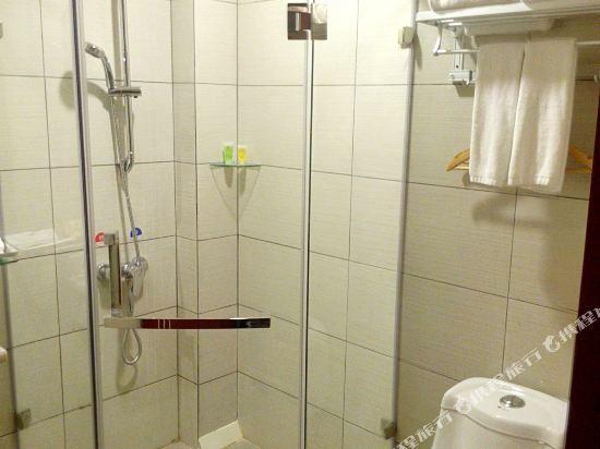 Чжуншань: Huixing Business Hotel