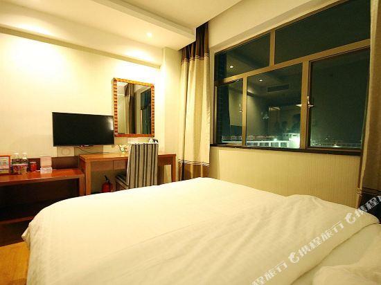 Чжуншань: Huixing Business Hotel