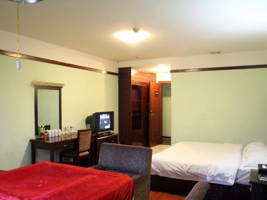 Чжуншань: Xingji Business Hotel West Sun Wen Road Pedestrian Street