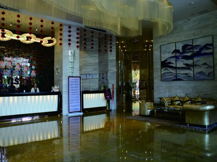 Чжуншань: Sky Line Hotel