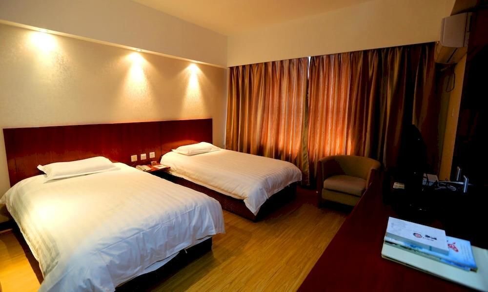Вэйнань: Jingyuan Hotel - Huayin