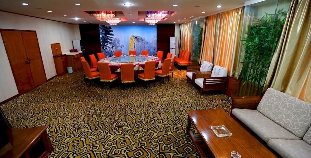 Вэйнань: Jingyuan Hotel - Huayin