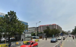 Синьян: Xinyang East Earl Hotel