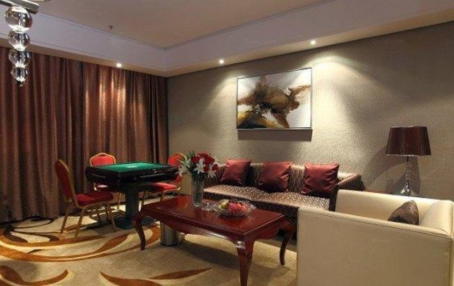 Синьян: Xinyang East Earl Hotel