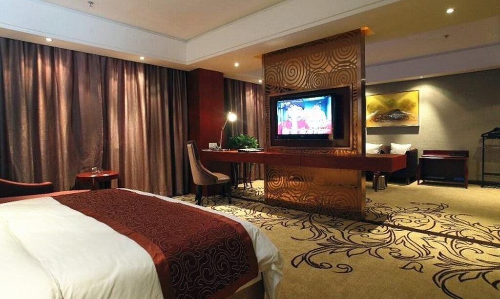 Синьян: Xinyang East Earl Hotel