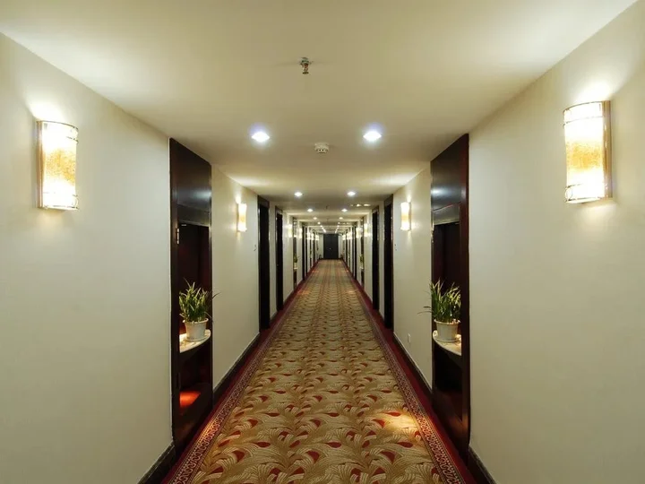 Синьян: Shihe Hotel Xinyang