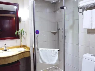 Синьян: Shihe Hotel Xinyang