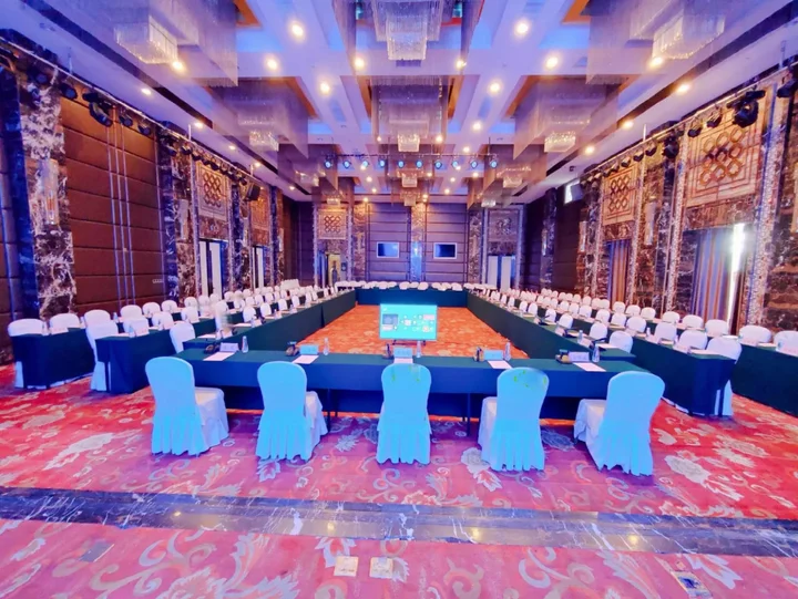 Цзиньчжун: Gold Harbour Holiday Hotel