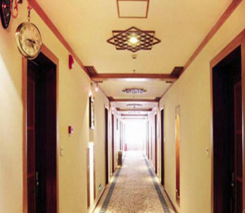 Шанграо: Yunxi Grand Hotel Wuyuan