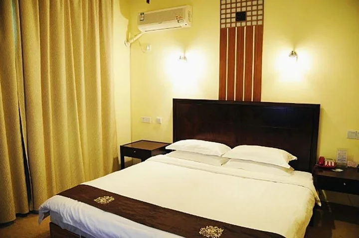 Шанграо: Yunxi Grand Hotel Wuyuan