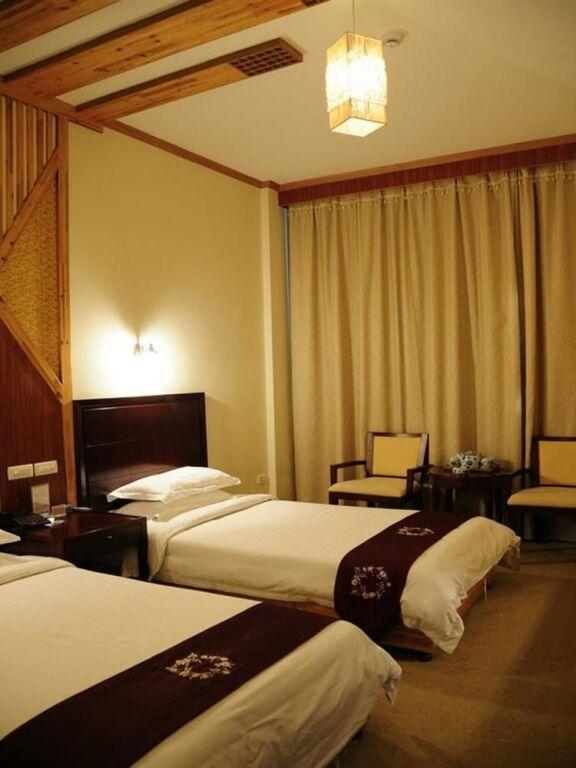 Шанграо: Yunxi Grand Hotel Wuyuan