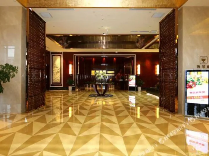 Вэйхай: Wendeng Huaxi Hotel