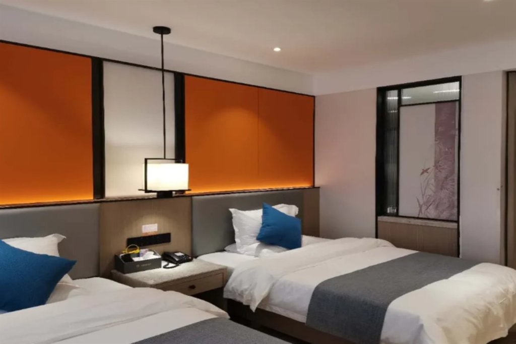 Наньян: Fangyuan Business Hotel (Neixiang Nanyang)