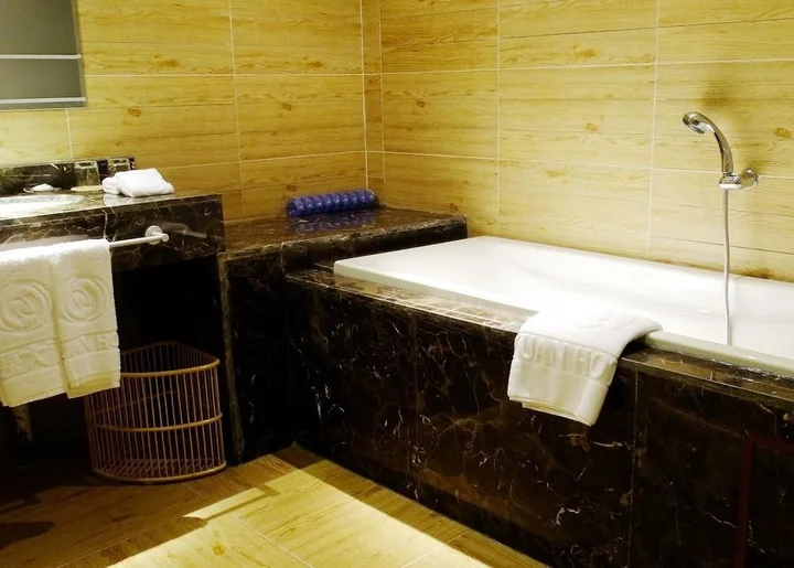 Наньян: Heyuan Hotel