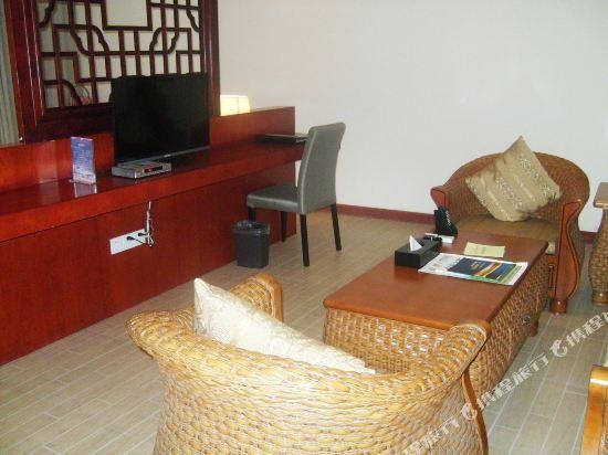 Бэйхай: Beihai Justry Weizhou North The Seaview Tavern Hot
