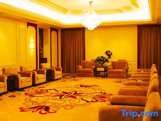 Хулун-Буир: Golden Horse Hotel Jiagedaqi