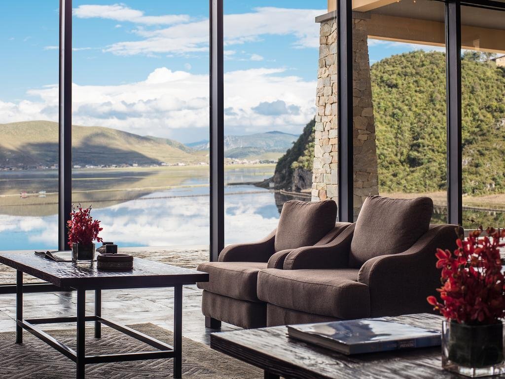 Шангри-Ла: High Mountain Resort Shangri-la